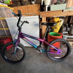 Genesis Kids 18” BMX Bike