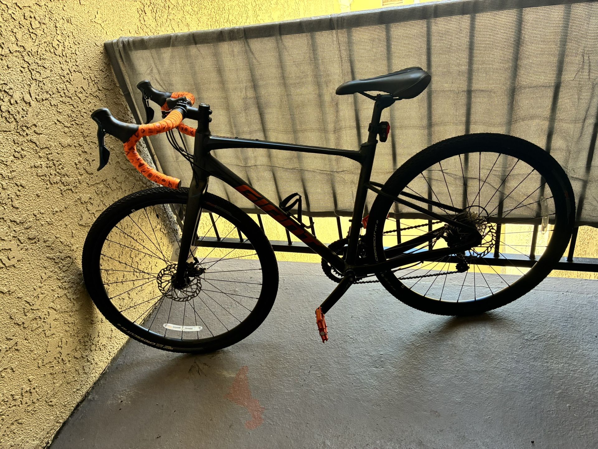 Giant Revolt 54cm(M) Gravel bike