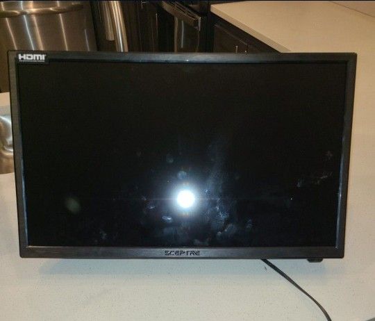 21" Spectre TV (With Mount)