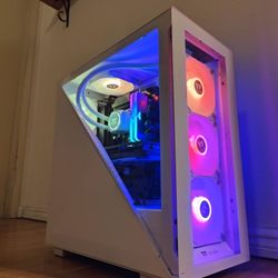 Stunning RTX Gaming PC: Intel i7 13700KF + RX 7900 XT 20GB+ 32GB DDR5