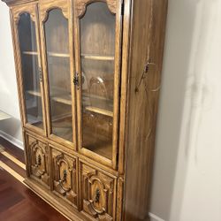 Thomasville - Solid Oak wood - Mid Century Classic vintage Hand Carved 