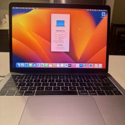 MacBook Pro (13 Inch 2017)