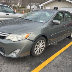 2014 Toyota Camry LE 4CYL Sedan