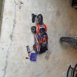 Traxxas Slash 