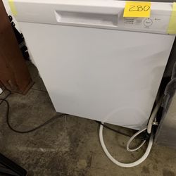 DISHWASHER 