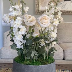 Flower arrangement
