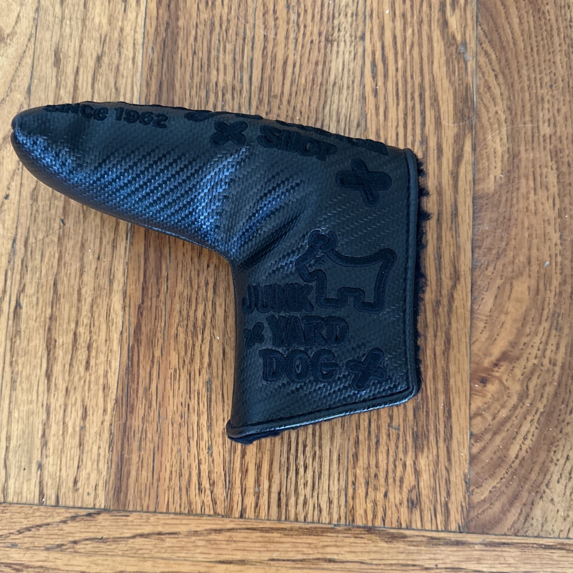 Putter headcover Scotty Cameron Junkyard Dog