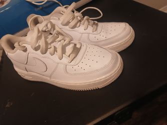 White Air Force Ones size 7 youth