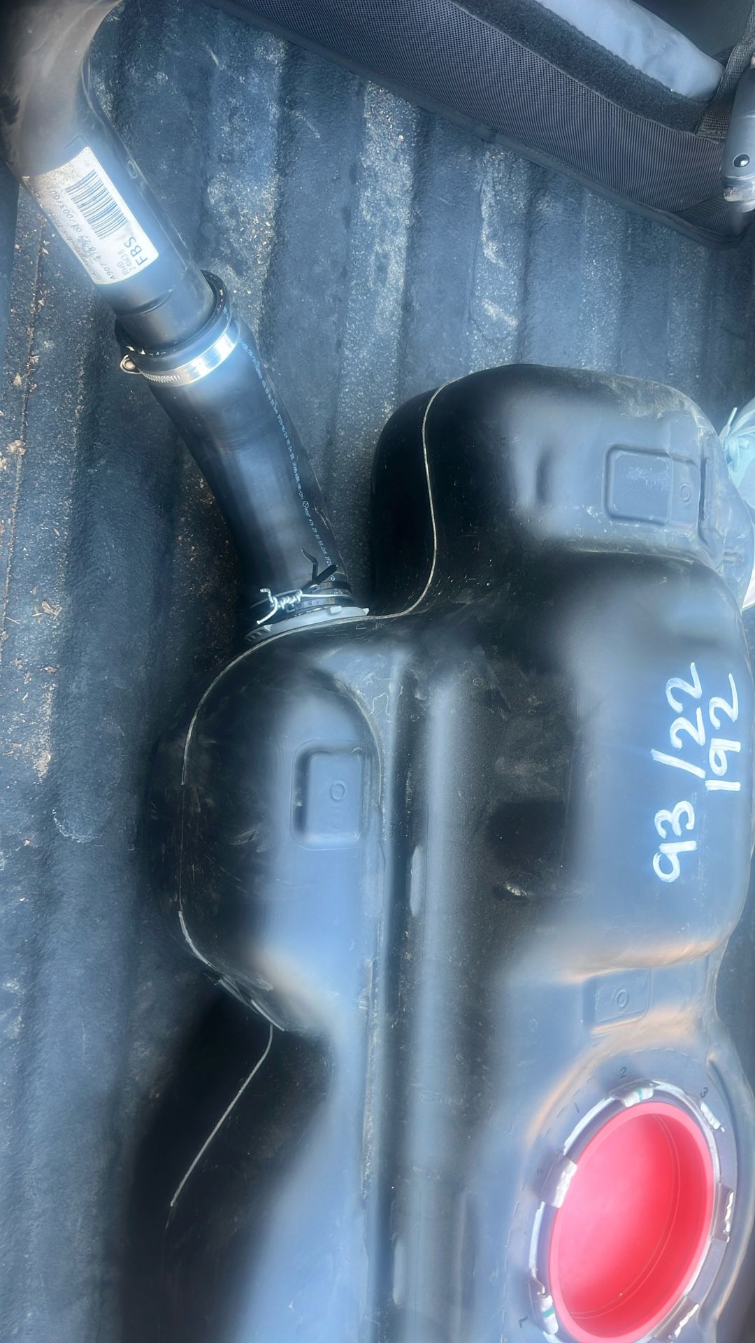 Mercedes Sprinter Van 2 Tanks# 25-gallon diesel ,