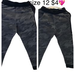Pants Great Condition For Boys Size 12 💖💖FF