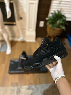 Air Jordan 4 Retro ‘ Black Cat ‘ 🐈‍⬛ ( 2020 )