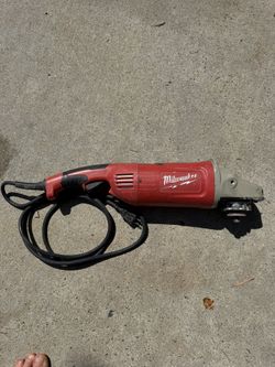 Milwaukee 7”/9” Grinder