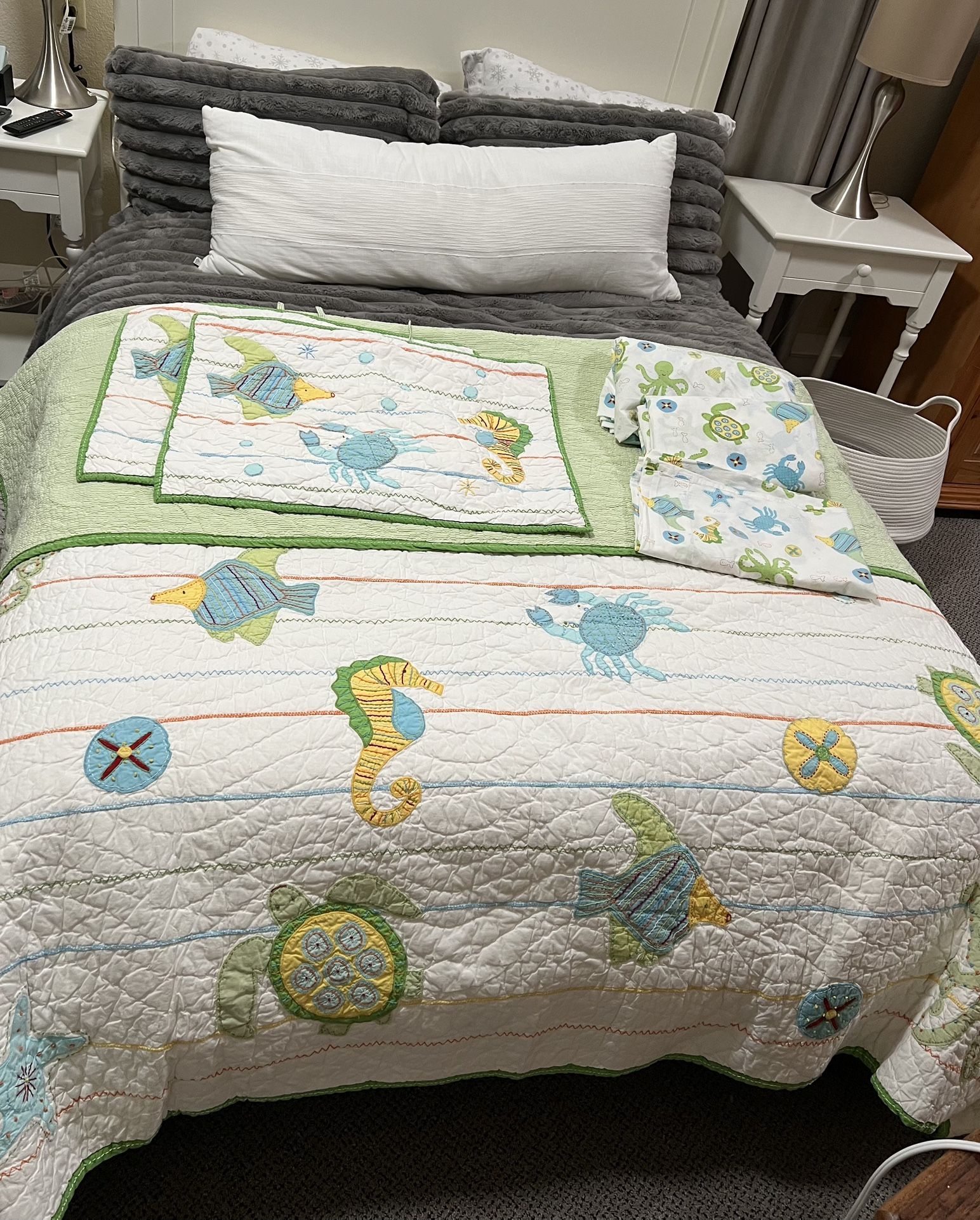 Pottery Barn Kids Ocean Critters Quilted Full Size Bedding