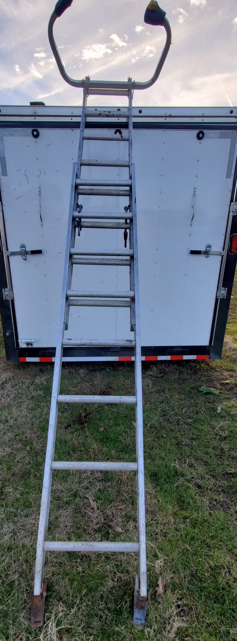 16ft Louisiana Ladder
