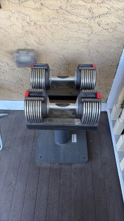 Wider core adjustable dumbbells