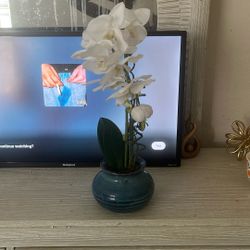 Vase With Fake Flowers 