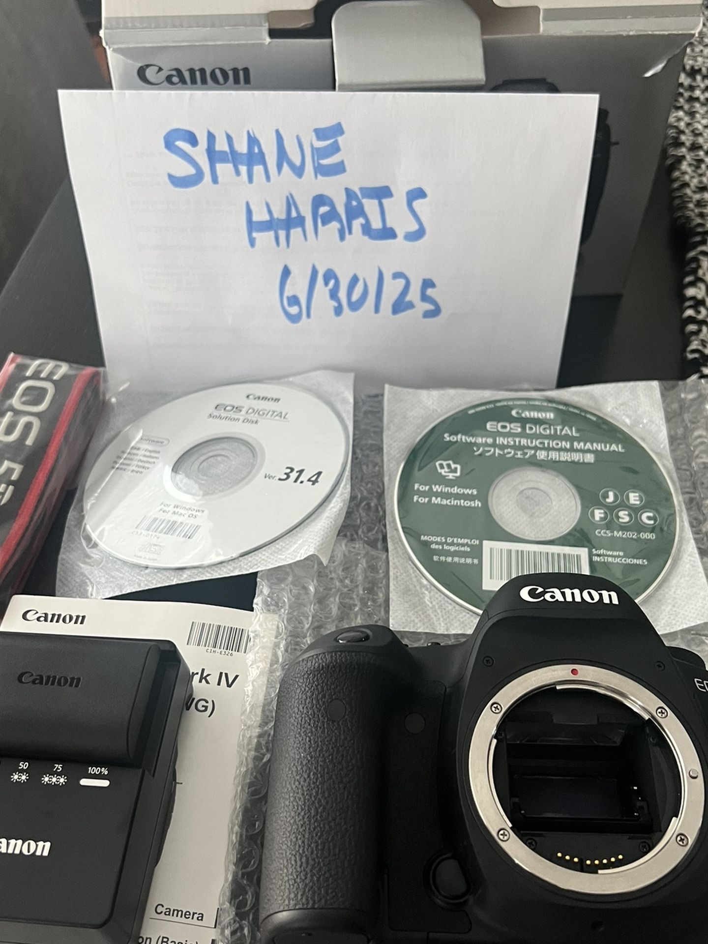 Canon 5D Mark iv (OPEN BOX)