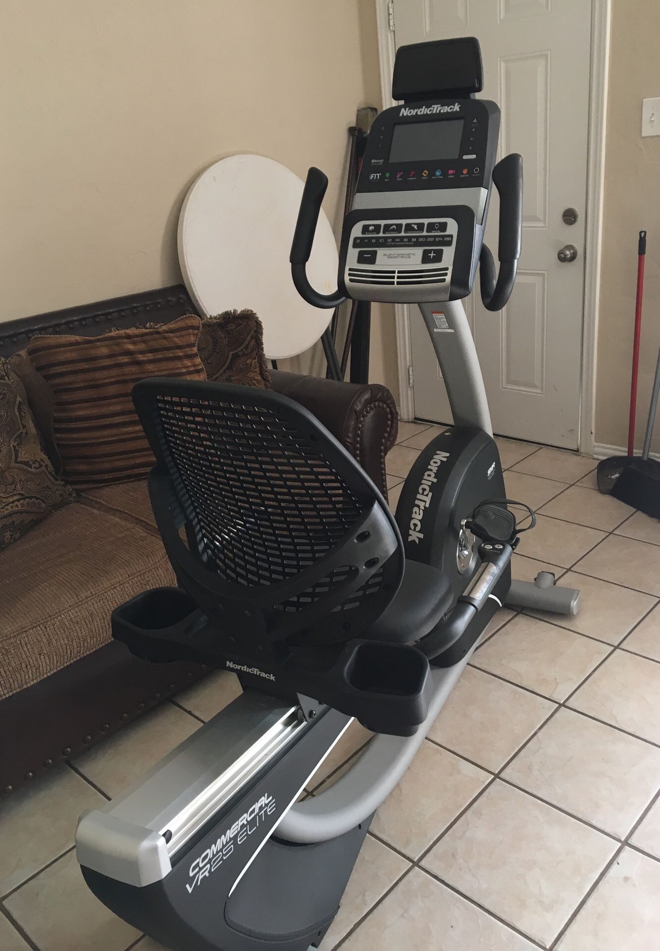 NordicTrack. Commercial VR25 elite exercise bike