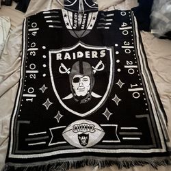 Raiders Hoodie Pancho New 