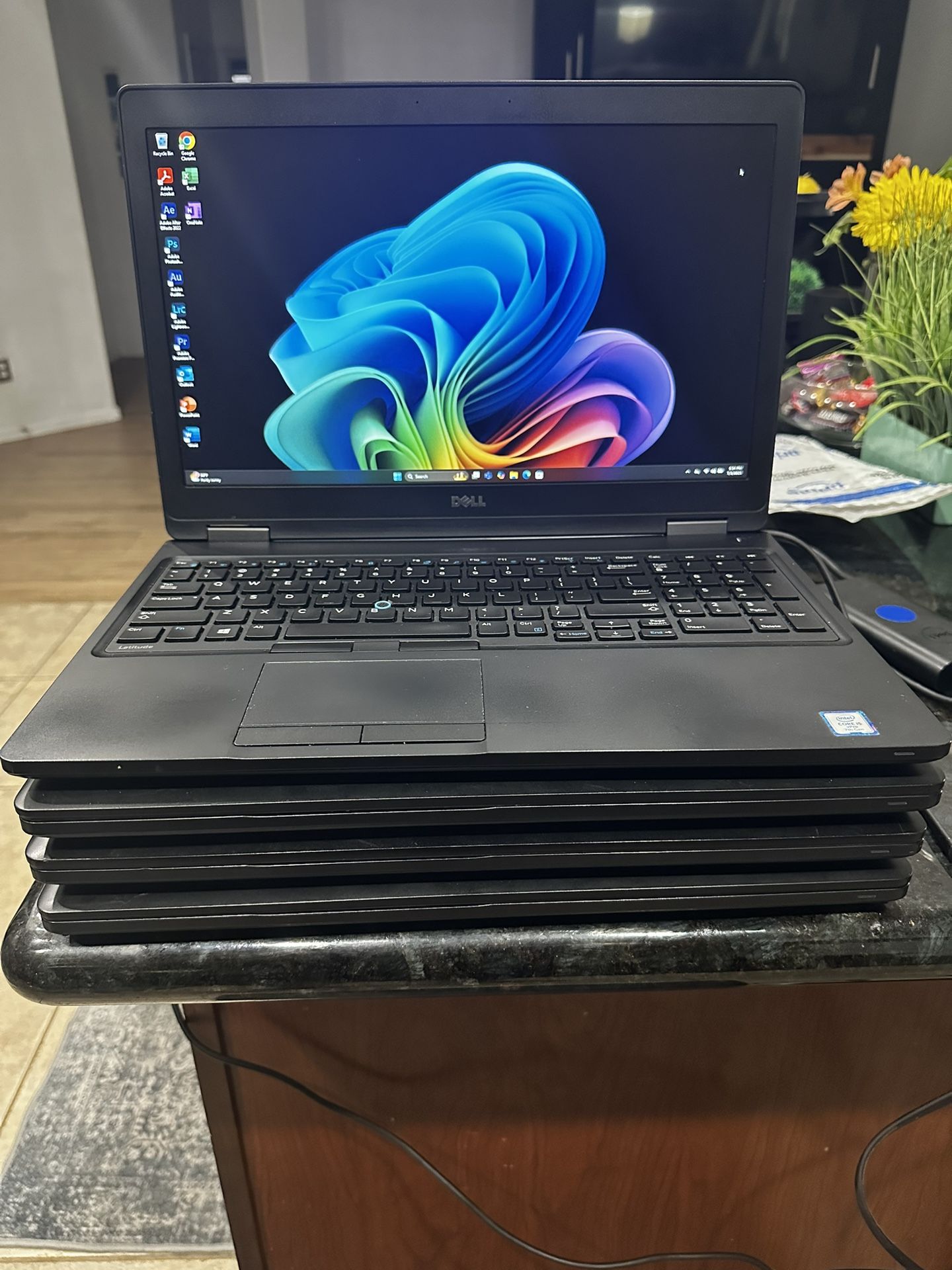 FAST Laptop LOADED with Software!