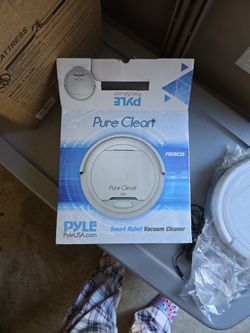 Robotic Floor Vacuum 