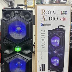 7000W Dual 15” Extra Bass Party Speaker w/ two wireless Mics 