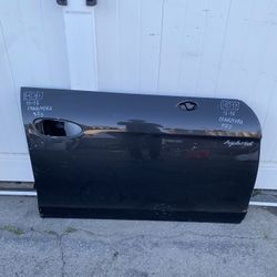 2010 2011 2012 2013 2014 2015 2016 Porsche Panamera Right Passenger Side Front Door Shell OEM