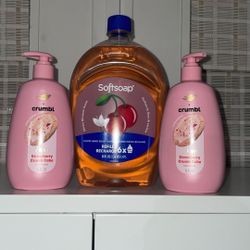 Softsoap And Dove hand Soap 
