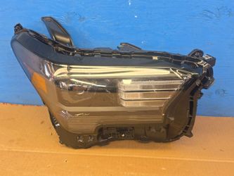 Tacoma 2025 2026 headlight