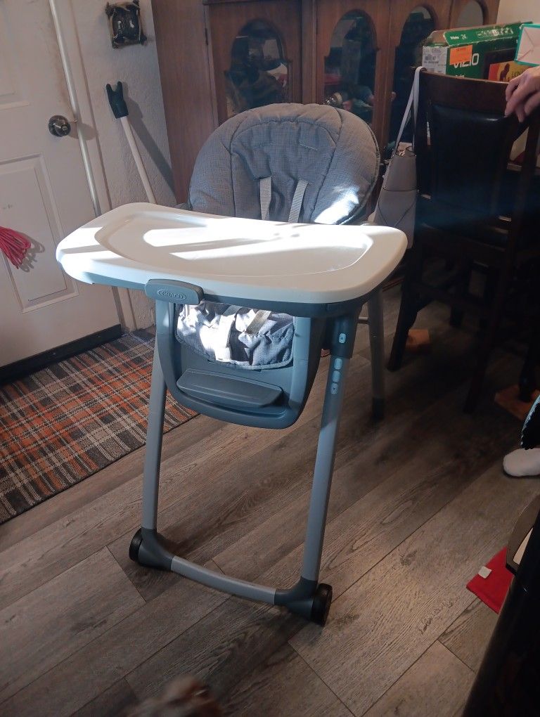 Graco 7 In One High Chair.