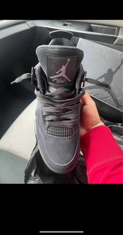 Jordan 4s 9.5