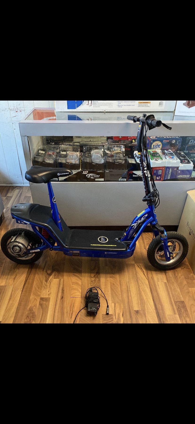 Electric scooter