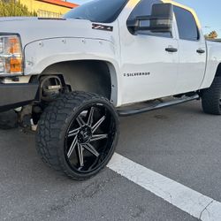 Silverado Crew Can Lifted Clean Runs Great Smog Title N Hand 2026 Tags Nice