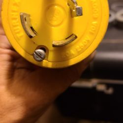 Turnex 4 Blade Male Connector