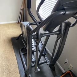 Elliptical By Smooth fitness