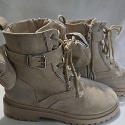 Girls Boots