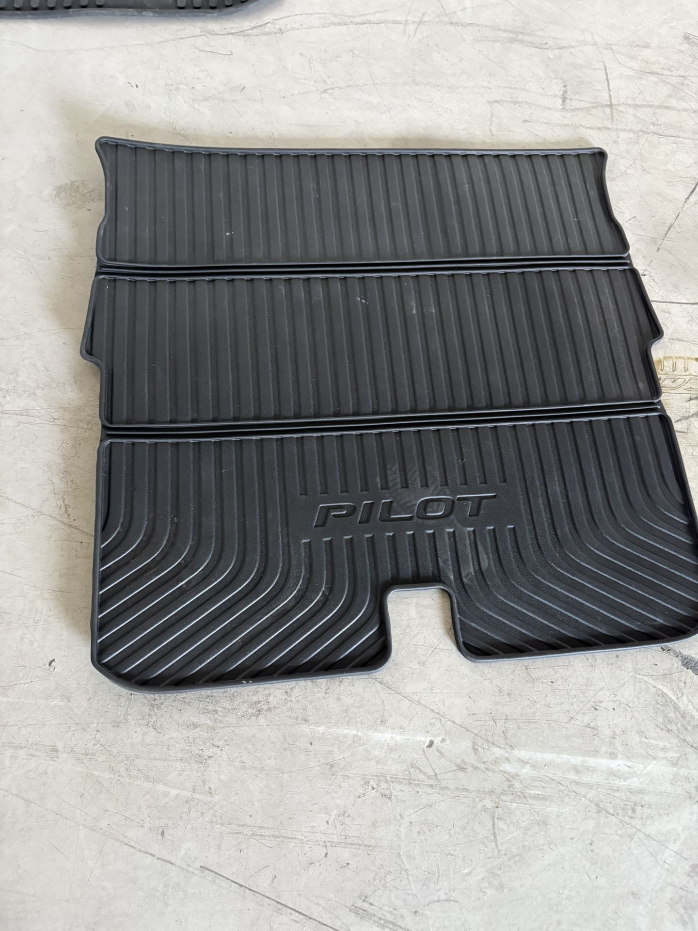Honda Pilot Cargo All weather Mat