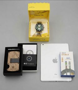 Brand New Invicta Watch & Avant Wood Wallet + iPad Bundle