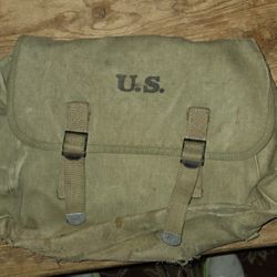 Vintage U .S. Army M-1936 Musette Bag, 