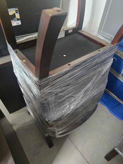 Set or 4 office/meeting chair