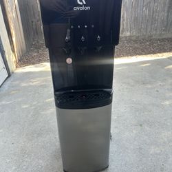 Water Dispenser 