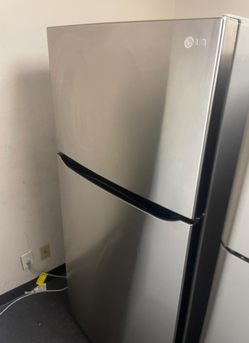 LG Top Freezer Fridge – Stainless, LED lighting, clean