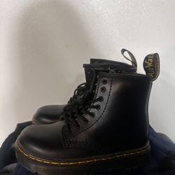 Kids Doc Martens 