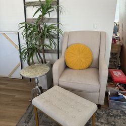 Chair & Ottoman-Everything In Pic