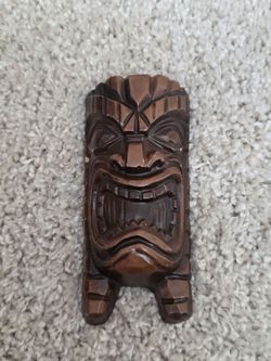 Vintage Wall Hanging Tiki Mask.
