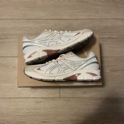 Women’s ASICS GT-2160