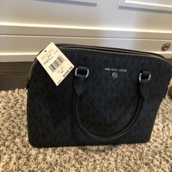 BRAND NEW MICHAEL KORS BAG