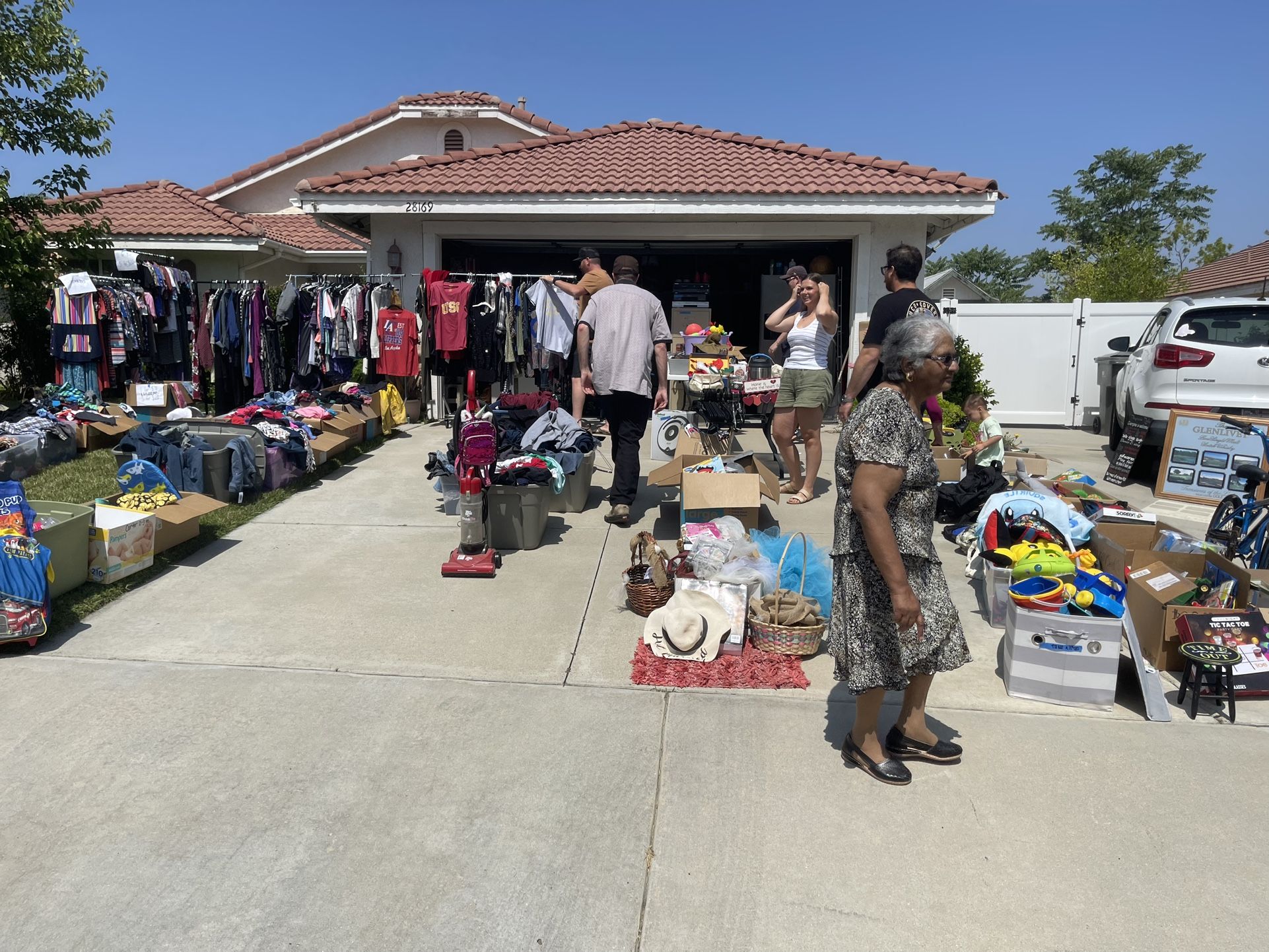 Multifamily Garage Sale! 6/8 Sunday! CANNON DRIVE MENIFEE