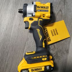Dewalt Impact Wrench 1/2 + Batería 2.0ah 