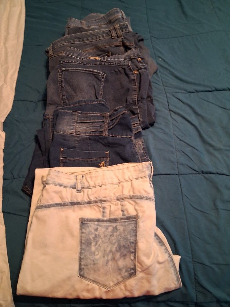 24 W Women's Jeans Size 24W